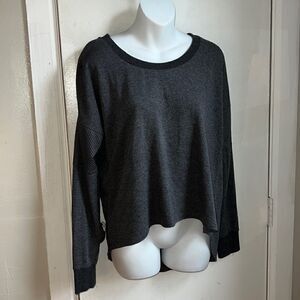 ALEXO ATHLETICA Dark Grey Mesh Panel Sleeve Sweater-M
